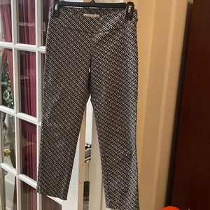 Margaret M Slimming Pant XS in Black & White, Capris